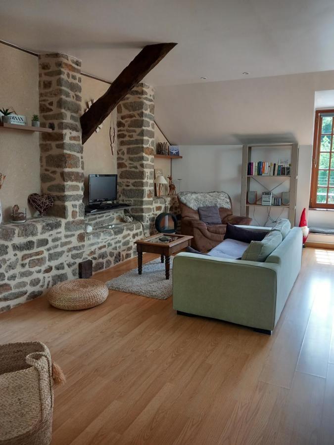 Vue Sur Le Port De Dinan Apartment Exterior photo